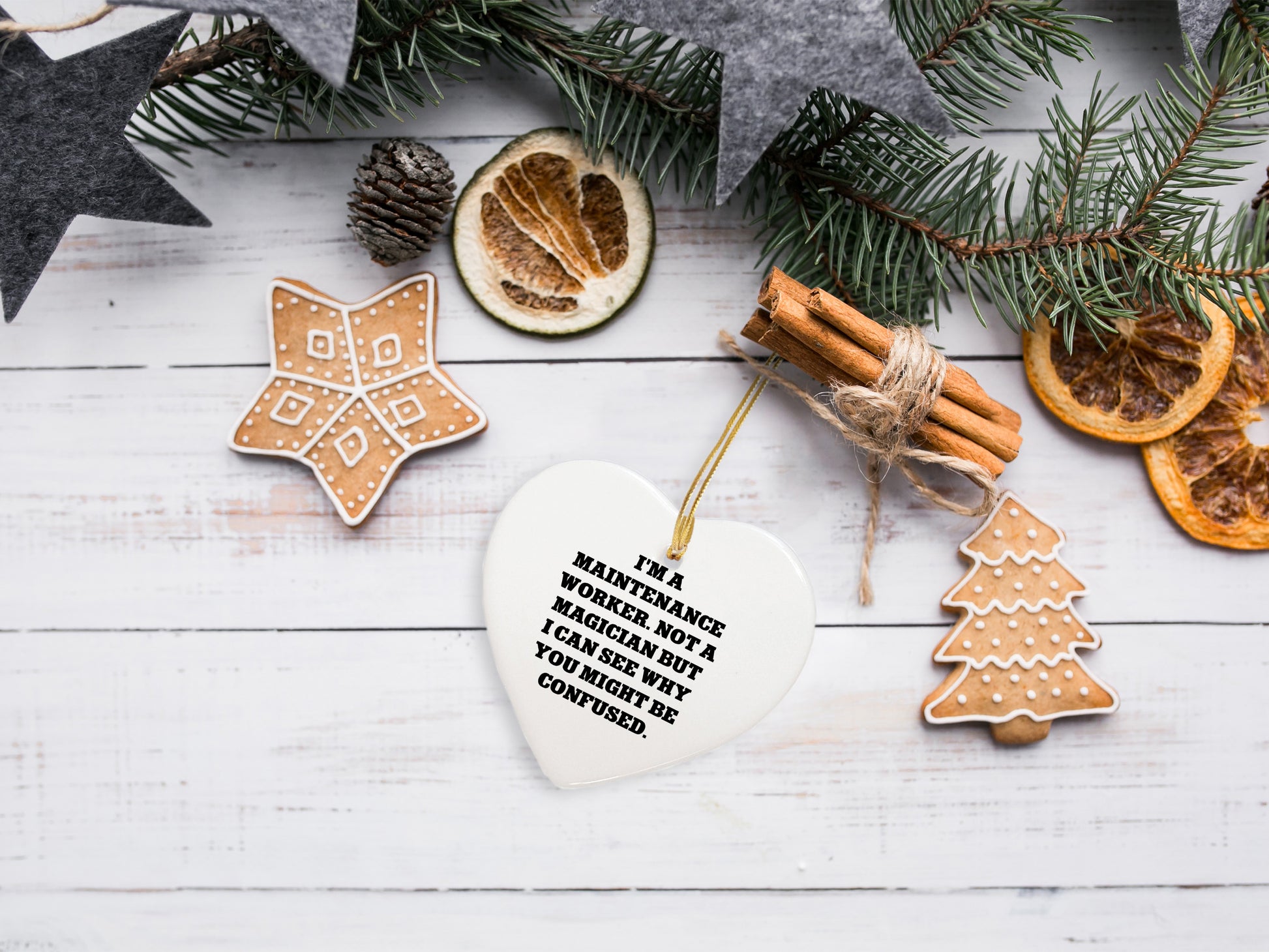 Funny Maintenance Worker Gifts - 'I'm Not a Magician' Heart Ornament, Gifts from Friends to Coworkers, Christmas Unique Presents for Men