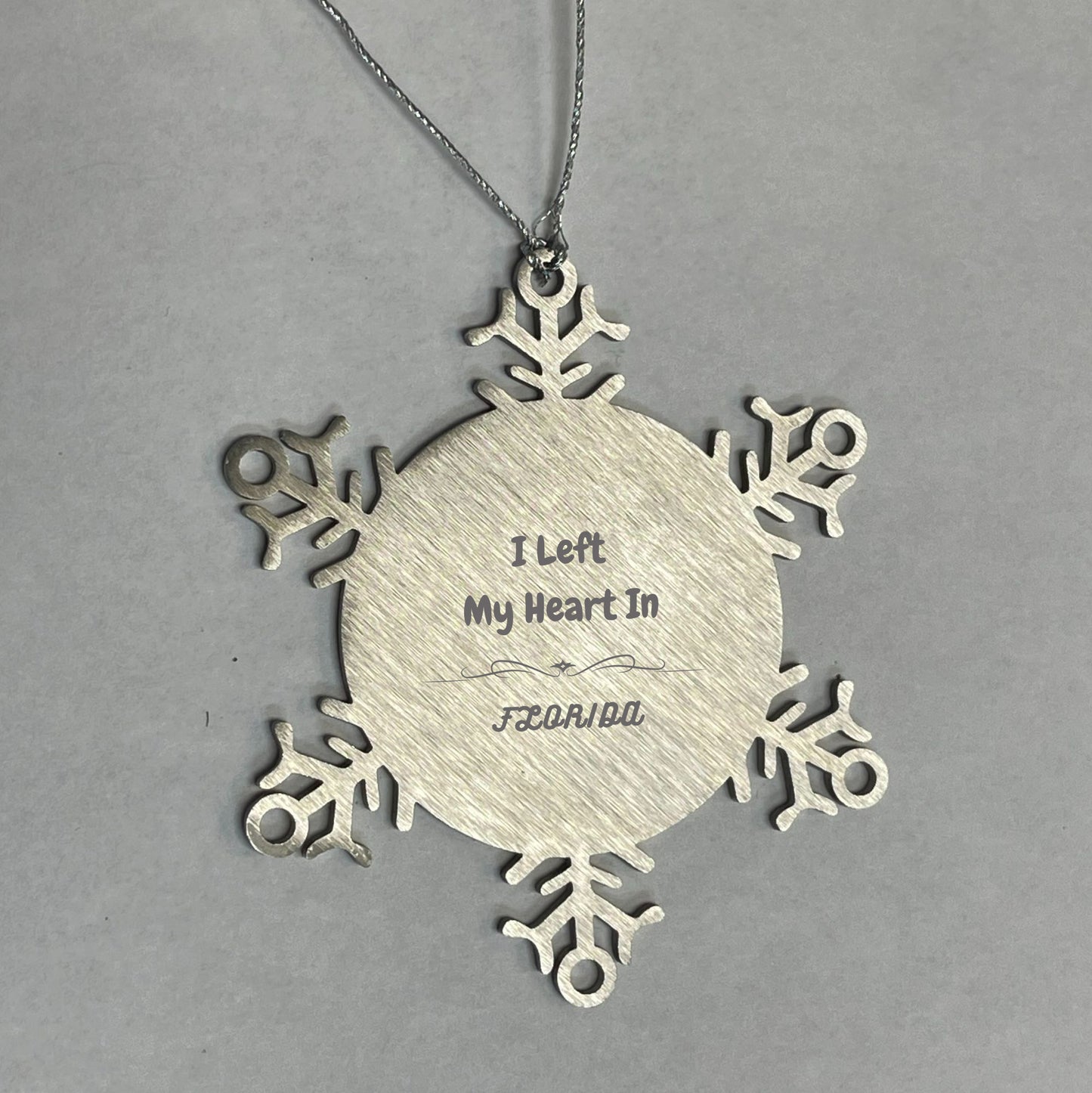 I Left My Heart In Florida Gifts, Meaningful Florida State for Friends, Men, Women. Snowflake Ornament for Florida People