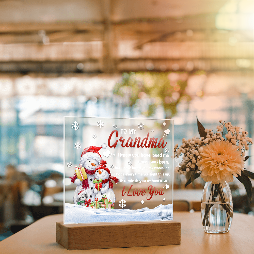 To My Grandma Acrylic Plaque – Snowman Family LED Light Gift | Heartfelt “I Love You” Christmas Keepsake for Grandmother