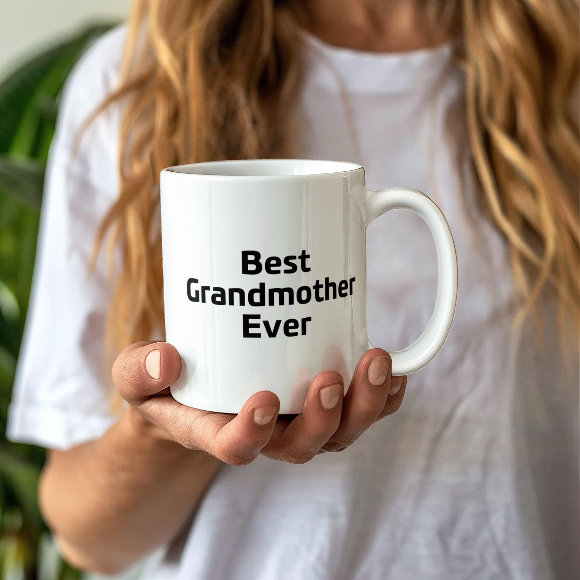 Best Grandmother Ever – Elegant White Ceramic Coffee Mug Gift for Grandma, Sweet Present from Grandkids, Kids, or Daughter - Mallard Moon Gift Shop