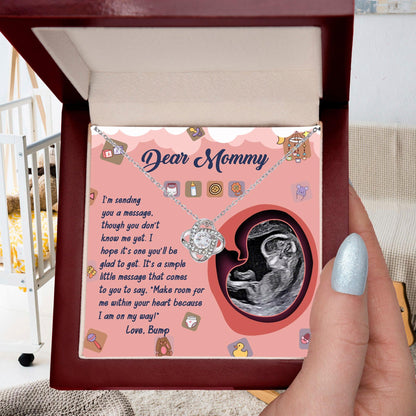 Dear Mommy To Be I Am On My Way - Love Knot Necklace - Mallard Moon Gift Shop