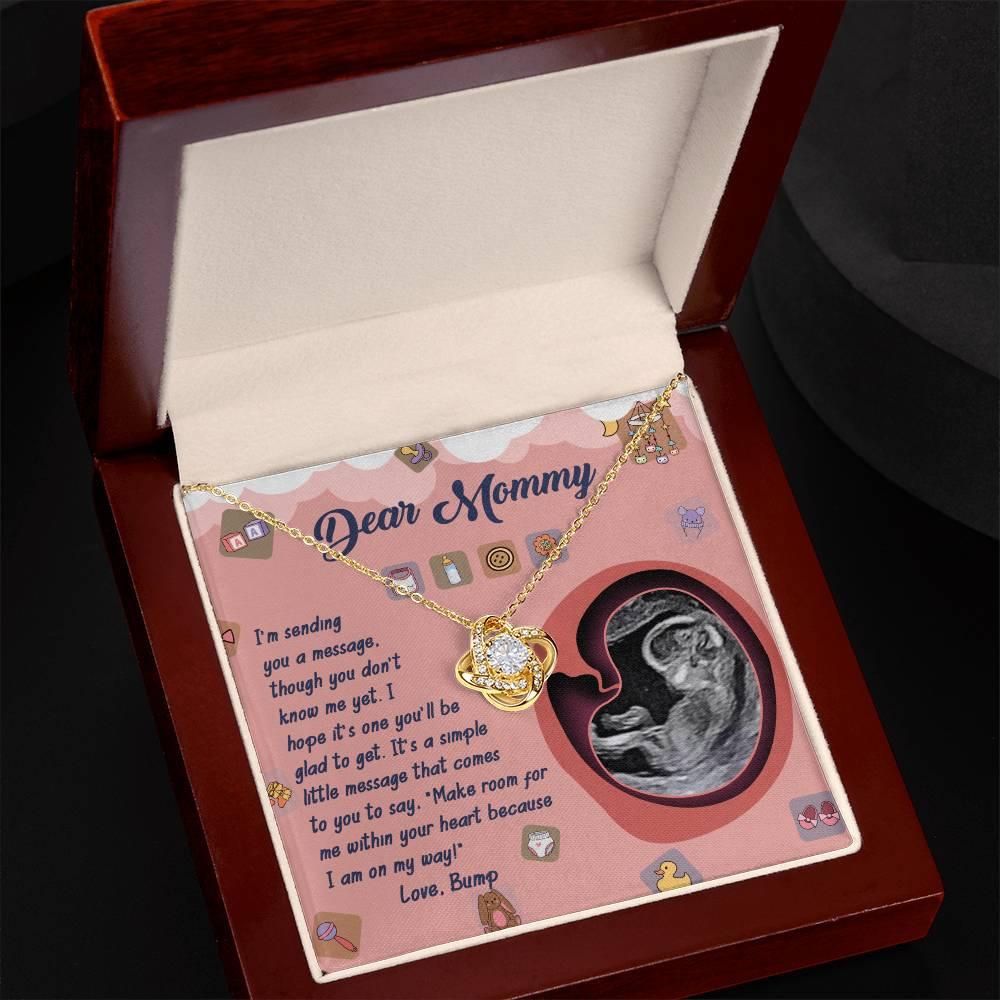 Dear Mommy To Be I Am On My Way - Love Knot Necklace - Mallard Moon Gift Shop